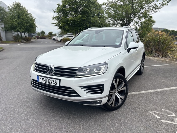 Toureg 3.0 TDI ~ R Line Edition.