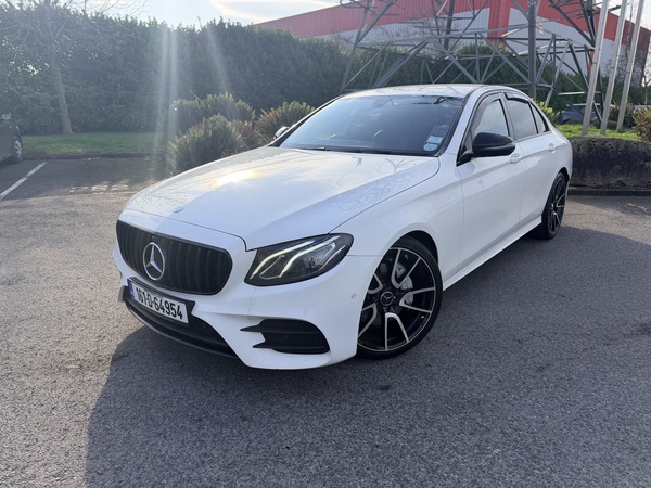 Benz E220 CDI ~ AMG Styling 