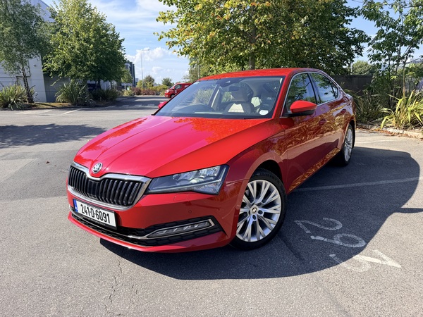 Suberb 2.0 TDI Automatic **** Style Edition ****